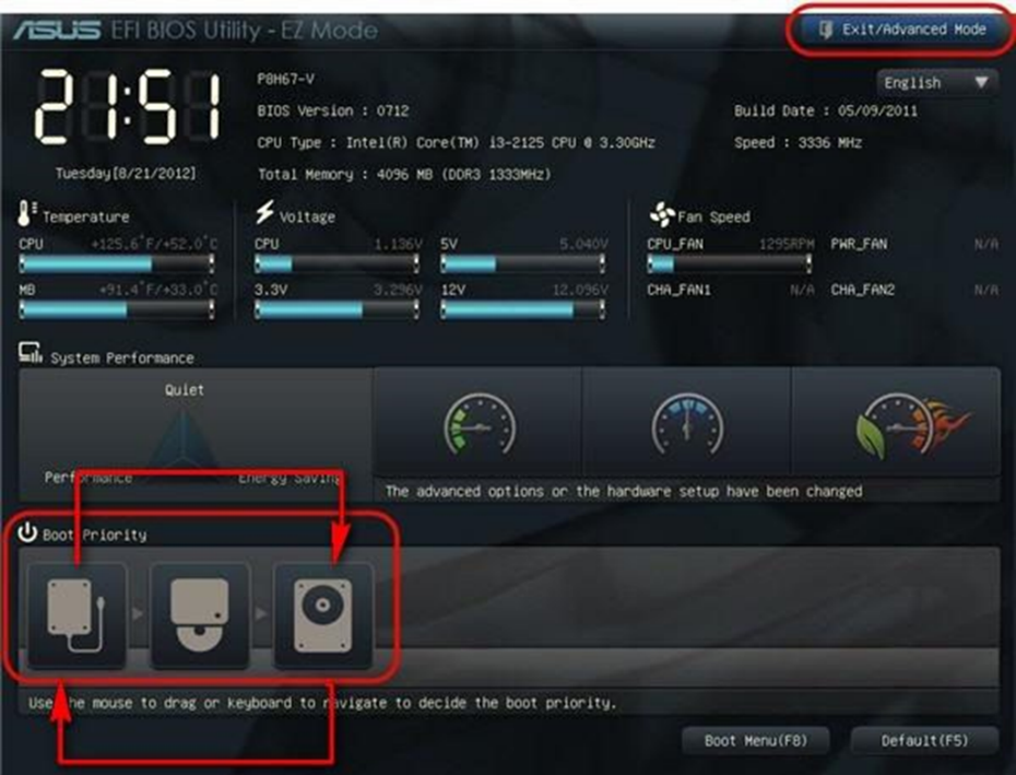 Главный экран UEFI с панелью Boot Priority